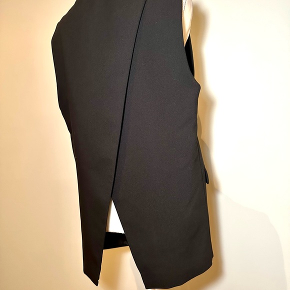 Zara unstructured vest, black, back split, drapes without buttons - Picture 4 of 9